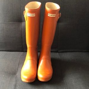 Marigold tall Hunter rain boots